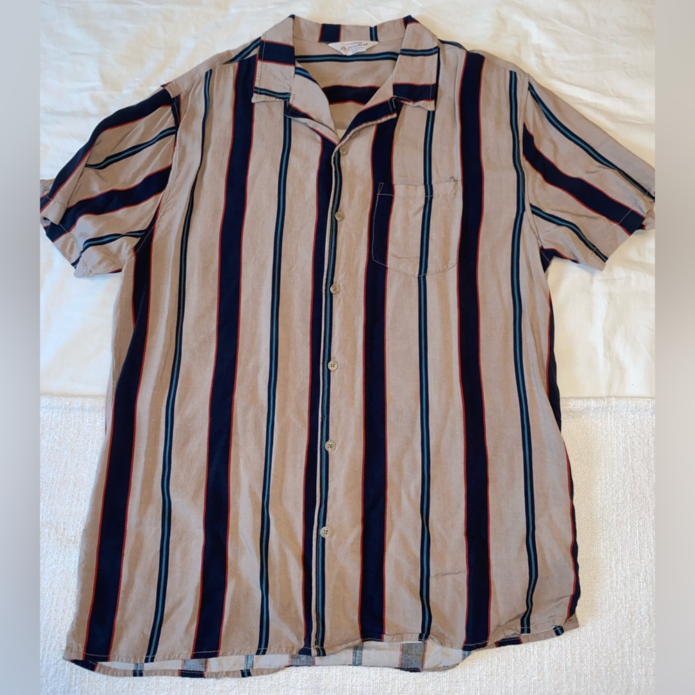 Short sleeve trendy button up - cotton on